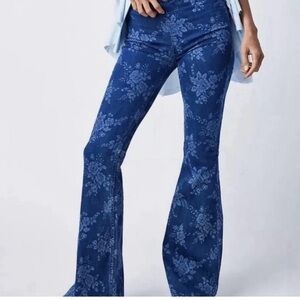 Free People penny pull on printed flare